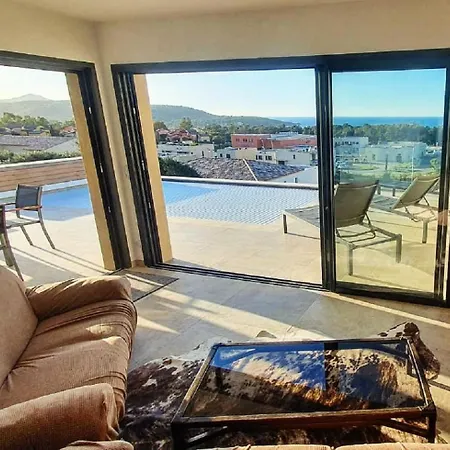 Avec Piscine Et Vue Mer A Lozari