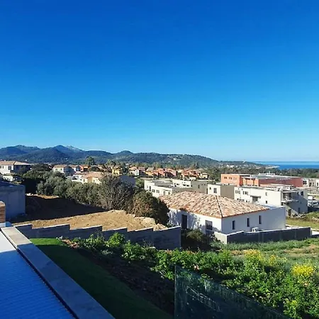 Avec Piscine Et Vue Mer A Lozari
