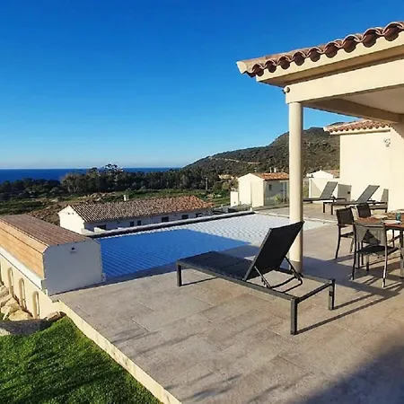 Avec Piscine Et Vue Mer A Lozari