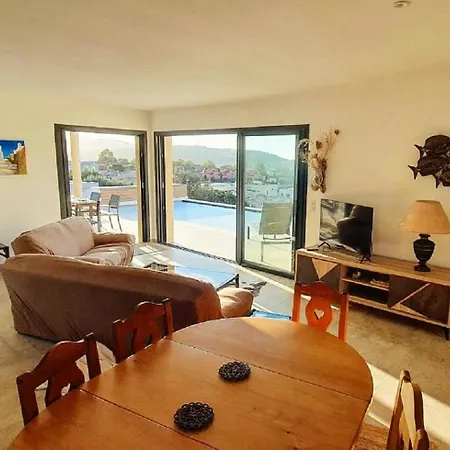 Avec Piscine Et Vue Mer A Lozari * Palasca